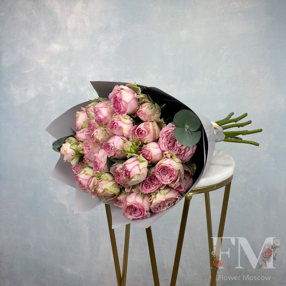 Букет из кустовых пионовидных роз "Pink Blossom" 9шт